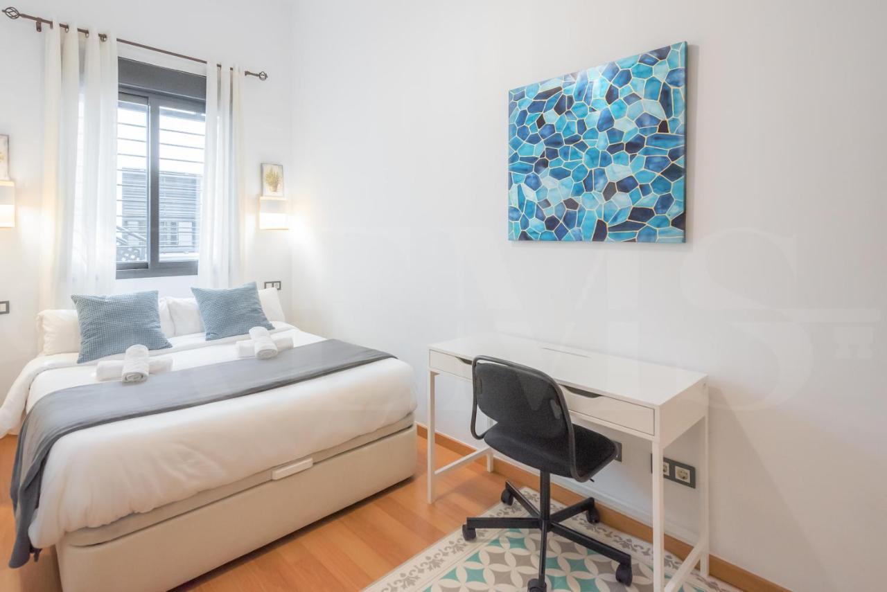 Relaxing Apartment With Community Pool & Parking- Center Málaga Exterior foto