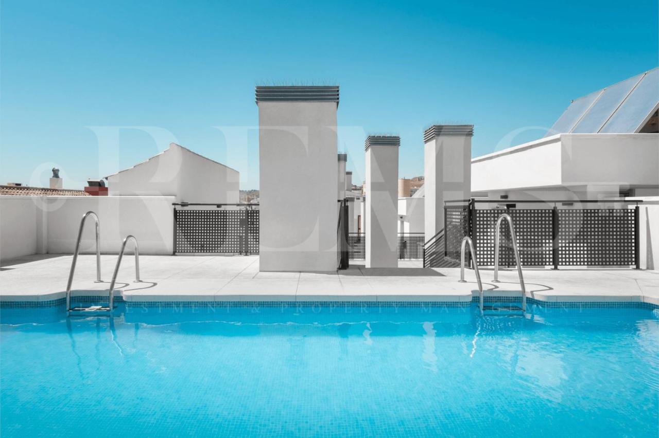Relaxing Apartment With Community Pool & Parking- Center Málaga Exterior foto